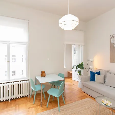 Elegant,bright,best Location