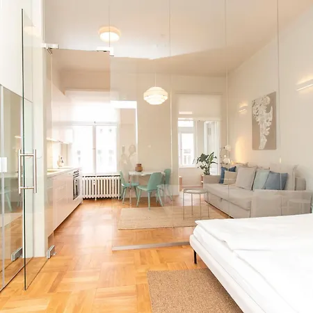 Elegant,bright,best Location * Prag